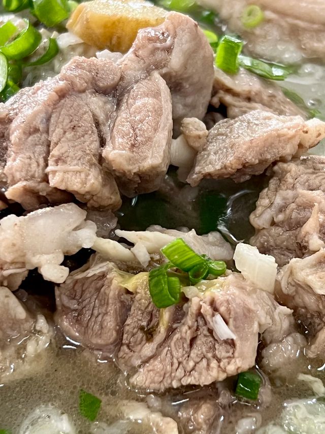 宜!为何河南春节吃牛肉比羊肉的多冰球突破平台揭秘：牛肉贵羊肉便(图4)