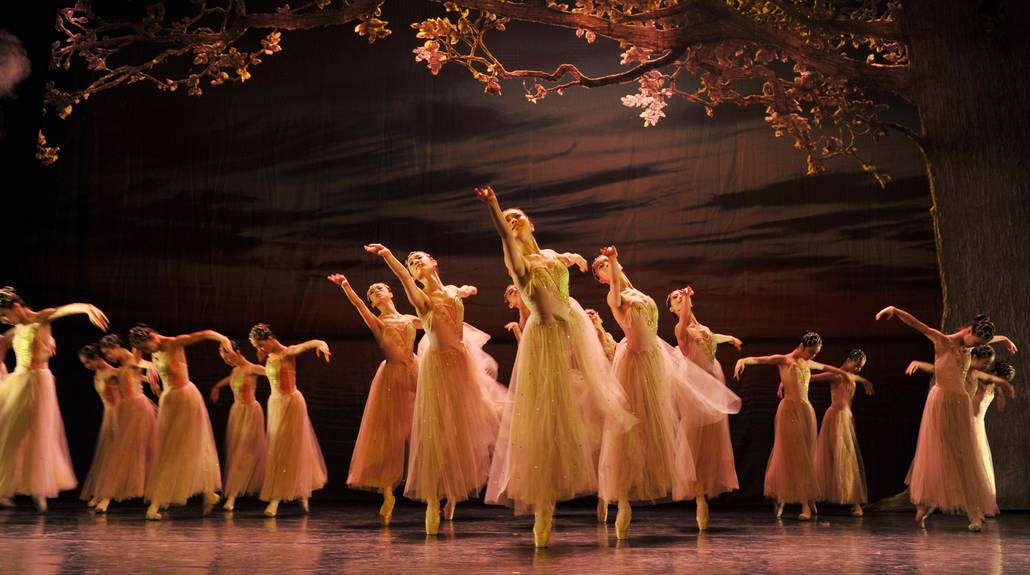 大庆狂欢72小时冰点折扣予您来惠！冰球突破616-618番禺万达年中(图9)