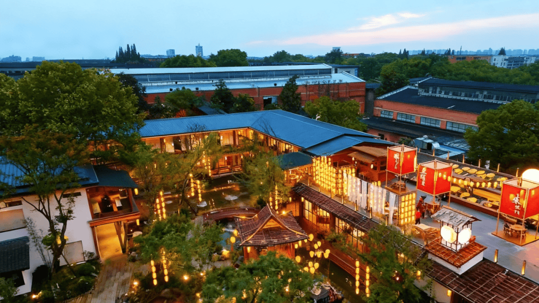 道：72个情绪价值营造标杆案例冰球突破游戏旅游餐饮场景破局之(图41)