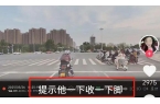续：女司机气到流产公布完整行车记录仪冰球